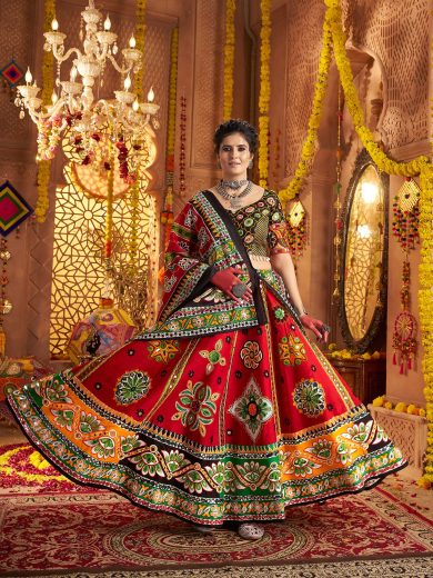 Ruhaniya Chaniya Choli – Maroon Organic Cotton Set with Aari & Foil Print