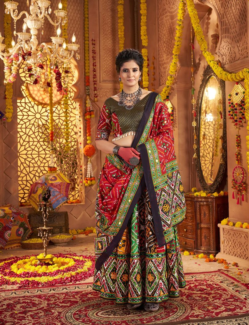 RangSaaj Chaniya Choli – Multi-Hued Aari & Foil Glam in Organic Cotton - Image 7