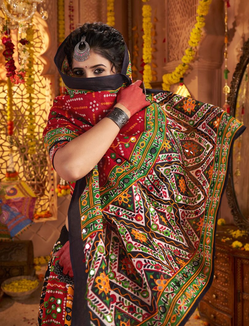 RangSaaj Chaniya Choli – Multi-Hued Aari & Foil Glam in Organic Cotton - Image 5