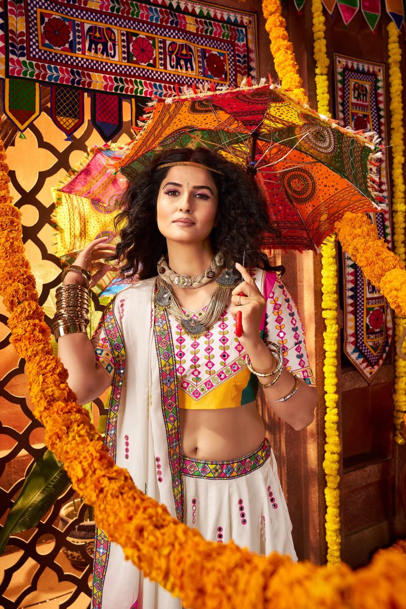 Snow Lotus Chaniya Choli – Pure White Perfection in Gajji Silk