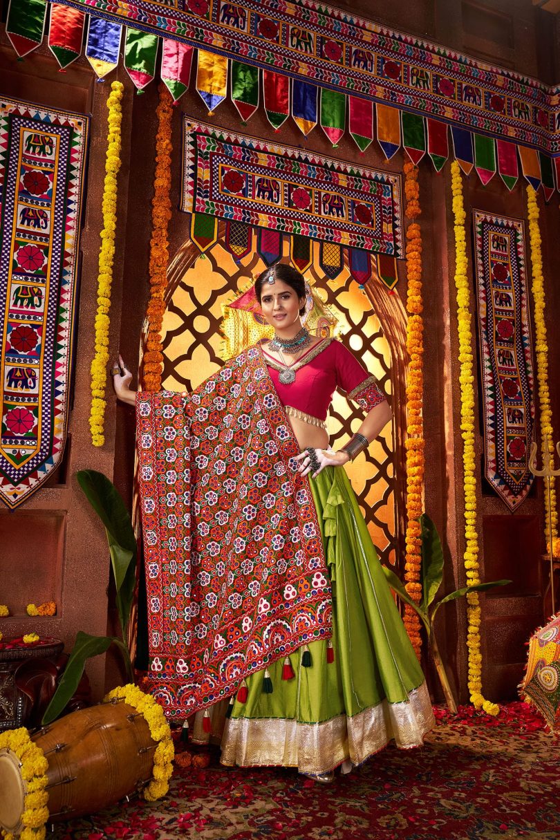 Hariyali Glam Chaniya Choli – Radiance in Fluorescent Green