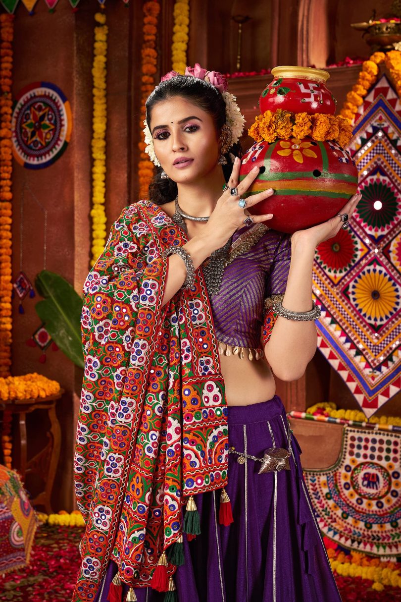 Rajsi Vaibhav Chaniya Choli – Purple Royalty in Silk - Image 4